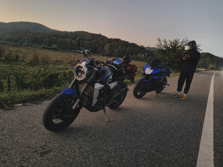2023 Zontes ZT350-GK, синий, 270000 рублей, вид 4