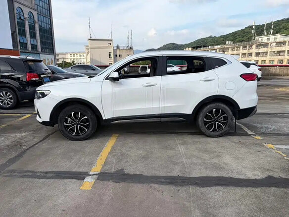 2023 Haval H6 II Рестайлинг, белый - вид 3