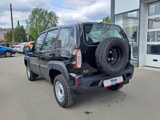 2026 Lada (ВАЗ) Niva Travel I Рестайлинг, чёрный, 1437900 рублей, вид 3
