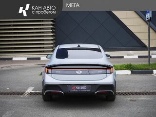 2024 Hyundai Sonata VIII (DN8) Рестайлинг, серый, 4500000 рублей, вид 4