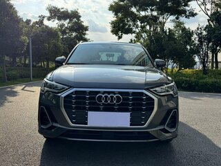 2023 Audi Q3 35 TFSI II (F3), серый, 2490000 рублей, вид 2