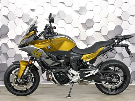 2020 BMW F 900 XR, золотистый, 999000 рублей, вид 4