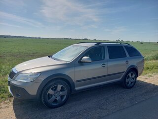 2011 Skoda Octavia Scout II (A5) Рестайлинг, серый, 910000 рублей, вид 5