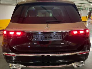 2026 Mercedes-Benz Maybach GLS 680 I Рестайлинг 2, чёрный, 31110000 рублей, вид 4