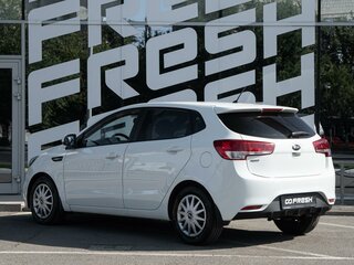 2015 Kia Rio III Рестайлинг, белый, 883400 рублей, вид 2