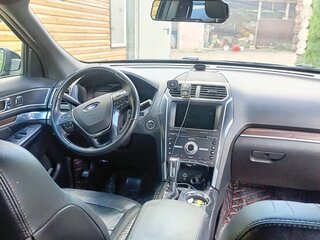 2016 Ford Explorer V Рестайлинг, чёрный, 2400000 рублей, вид 2