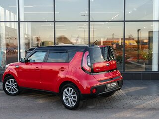 2019 Kia Soul II Рестайлинг, красный, 1699000 рублей, вид 4