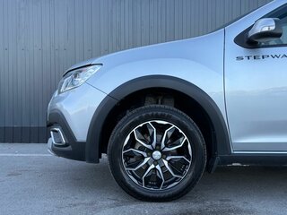2021 Renault Logan Stepway II Рестайлинг, серый, 1142000 рублей, вид 5