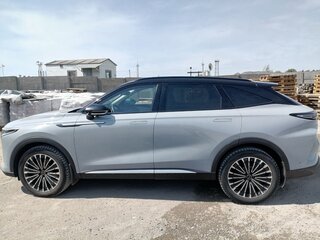 2024 Exeed RX, серый, 3600000 рублей, вид 3