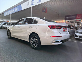2022 Kia K3 II (China Market) Рестайлинг, белый, 1283000 рублей, вид 5