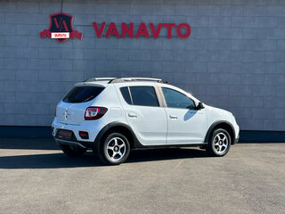 2021 Renault Sandero Stepway II Рестайлинг, белый, 1230000 рублей, вид 5