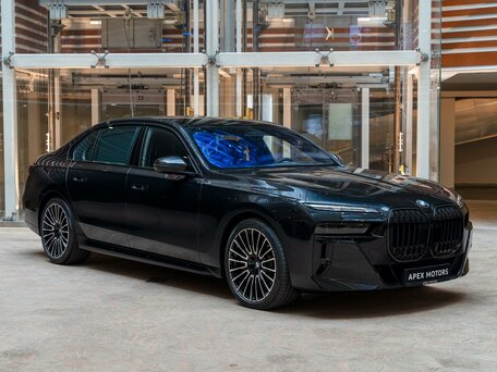 2025 BMW 7 серии 740d xDrive VII (G70), чёрный, 17290000 рублей, вид 3