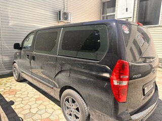 2018 Hyundai H-1 II Рестайлинг 2, чёрный, 2920000 рублей, вид 2