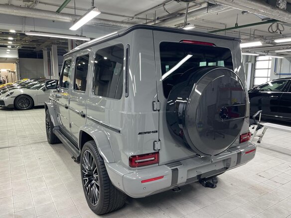 2026 Mercedes-Benz G-Класс AMG 63 AMG II (W465) Рестайлинг, серый, 34370000 рублей - вид 4