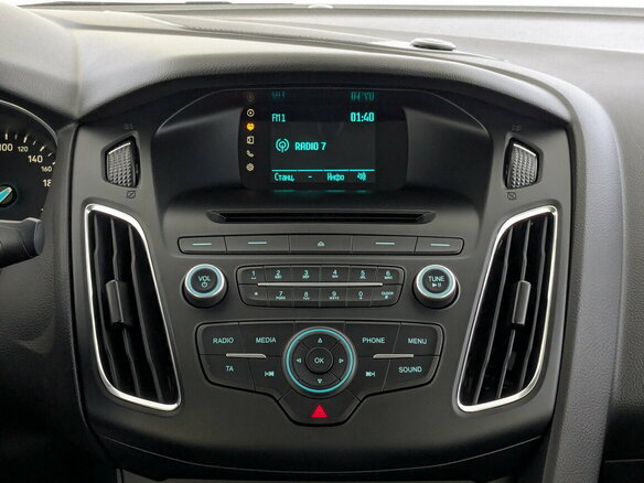 2017 Ford Focus III Рестайлинг, белый, 1550000 рублей - вид 14