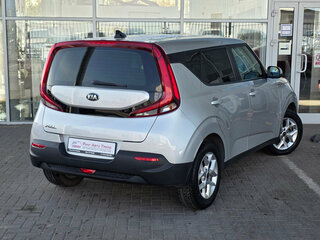 2021 Kia Soul III, серый, 1999000 рублей, вид 2