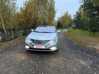 2012 Hyundai Sonata VI (YF), серебристый, 1099000 рублей, вид 2