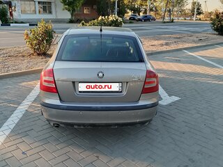2008 Skoda Octavia II (A5), серый, 600000 рублей, вид 3