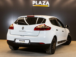 2009 Renault Megane III, белый, 520000 рублей, вид 3