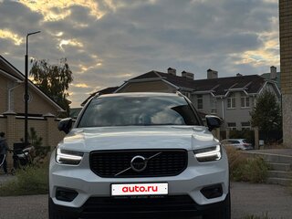 2019 Volvo XC40 I, белый, 3080000 рублей, вид 4
