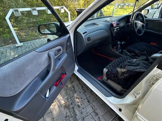 1999 Mazda Familia VIII (BJ), белый, 230000 рублей, вид 5