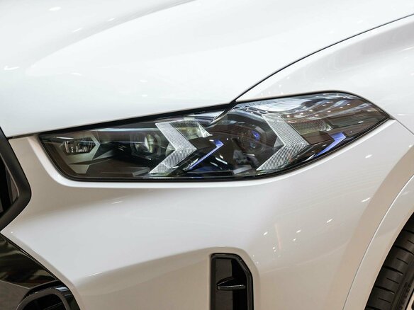 2026 BMW X6 M60i III (G06) Рестайлинг, белый, 18990000 рублей - вид 28