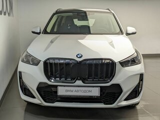 2026 BMW X1 Long 25Li xDrive III (U11/U12), белый, 5930000 рублей, вид 3