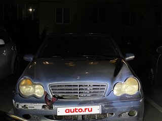 2004 Mercedes-Benz C-Класс 200 II (W203), серый, 230000 рублей, вид 1