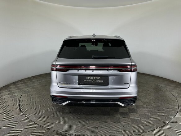 2023 Geely Monjaro I, серый, 2550000 рублей - вид 2
