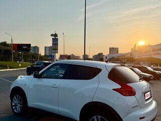 2013 Nissan Juke I, белый, 990000 рублей, вид 3