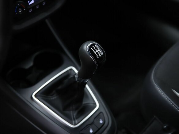 2020 Lada (ВАЗ) Vesta SW Cross I, чёрный, 1150000 рублей - вид 13