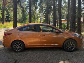 2019 Hyundai Solaris II, оранжевый, 1000000 рублей, вид 3
