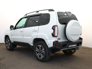 2024 Lada (ВАЗ) Niva Travel I, белый, 1149000 рублей, вид 4