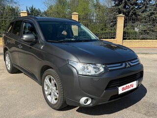 2013 Mitsubishi Outlander III, серый, 1100000 рублей, вид 4