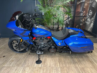 2025 Harley-Davidson CVO Road Glide ST, синий, 6950000 рублей, вид 3