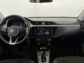 2020 Kia Rio IV Рестайлинг, белый, 1480000 рублей, вид 5