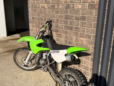 2003 Kawasaki KX 85, зелёный, 184990 рублей, вид 3
