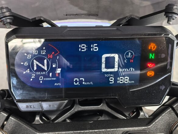 2021 Honda CB 650R, красный, 977000 рублей - вид 8