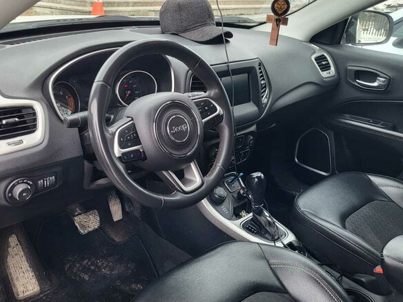 2020 Jeep Compass II, белый, 1550000 рублей - вид 2