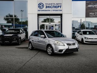 2011 Kia Rio II Рестайлинг, серебристый, 515000 рублей, вид 1