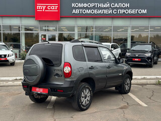 2013 Chevrolet Niva I Рестайлинг, серый, 470000 рублей, вид 4