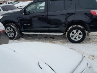 2013 Chevrolet TrailBlazer II, чёрный, 1200000 рублей, вид 3