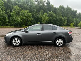 2009 Toyota Avensis III, серый, 940000 рублей, вид 3