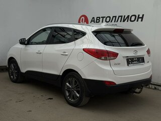 2013 Hyundai ix35 I Рестайлинг, белый, 1380000 рублей, вид 3