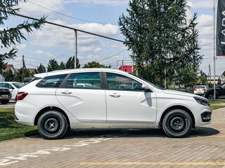 2026 Lada (ВАЗ) Vesta SW I Рестайлинг (NG), белый, 1914000 рублей, вид 2