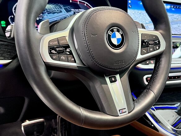 2021 BMW X7 30d I (G07), чёрный, 7200000 рублей - вид 19