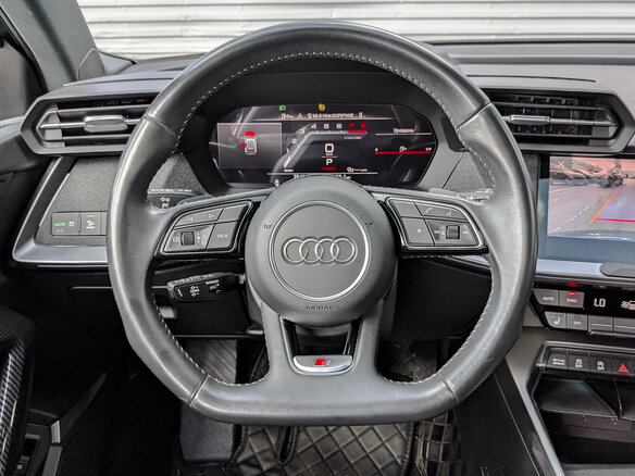 2022 Audi A3 Sportback 35 TFSI IV (8Y), зелёный, 2965000 рублей - вид 18