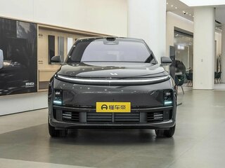 2025 Li Auto (Lixiang) L7 52.3 kWh I Рестайлинг, серый, 9220000 рублей, вид 2