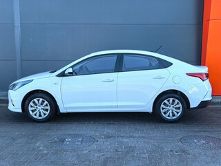 2020 Hyundai Solaris II Рестайлинг, белый, 1139000 рублей, вид 2