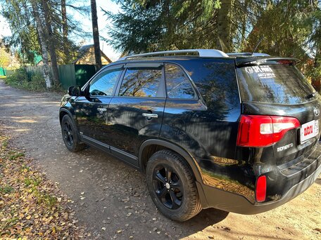 2014 Kia Sorento II Рестайлинг, чёрный, 1700000 рублей, вид 3